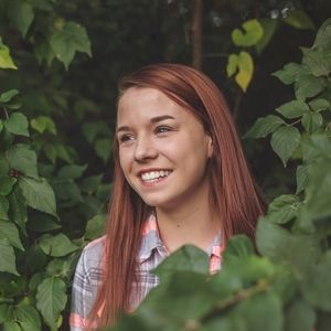 Meet your Posher, Alexis